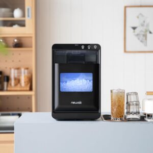 The Ultimate Kitchen Gadget for Entertaining! 3 Best compact ice maker on the market!
