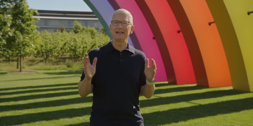 tim cook apple park rainbow 1 0yEiPr