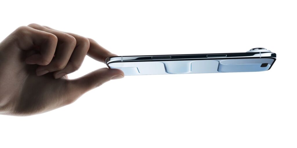 The iPhone Air 2 seems likely to be way more successful than the original QFGUyM