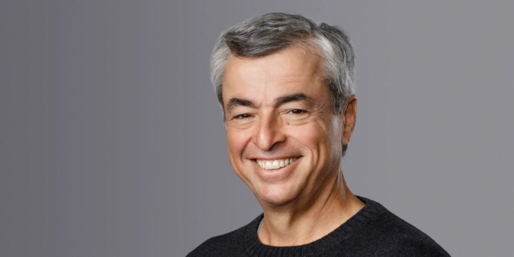 eddy cue O3h7Qb
