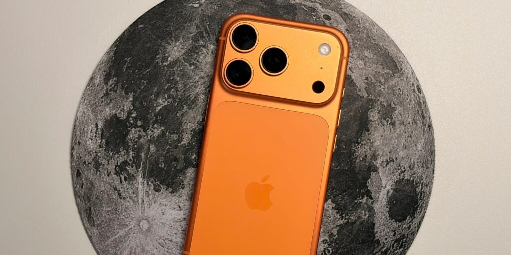 cosmic orange 17 pro aMloVz